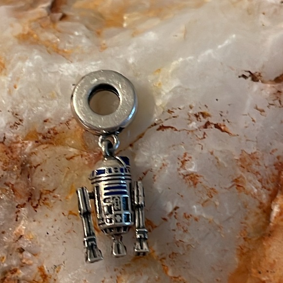 Pandora R2 D2 Star Wars Robot Charm - Picture 2 of 6